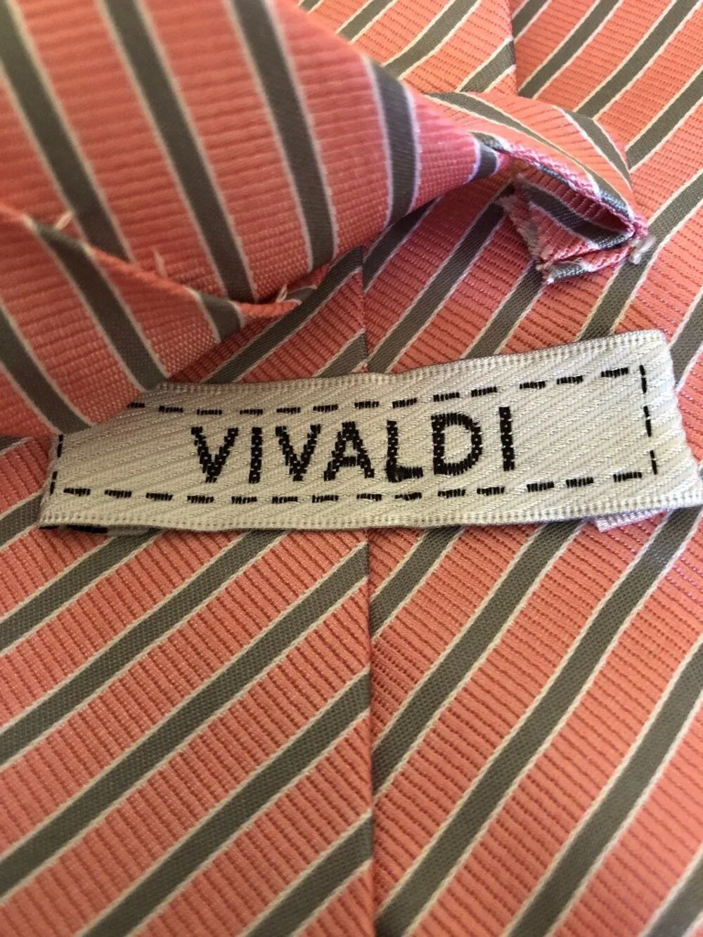 Vivaldi Men's Silk Tie Pink and Gray Diagonal Stripes